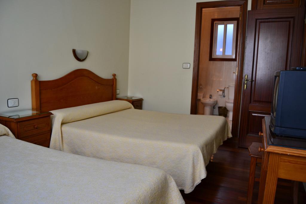 Pension Residencia Buenos Aires Vigo Dış mekan fotoğraf